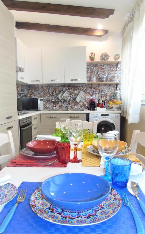 Casa Le Maioliche Apartment Giardini Naxos Bagian luar foto